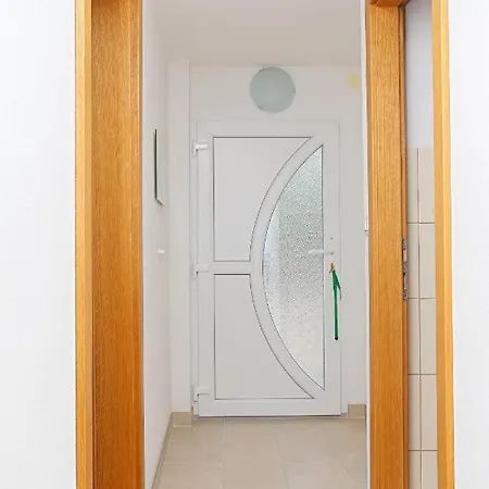 Apartman Okrug Donji 16657b